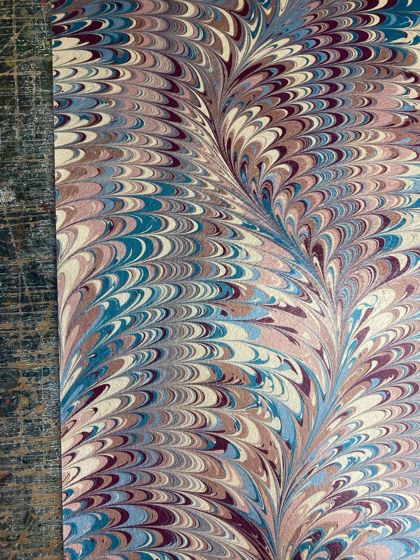 Marbled Wallpaper - 'Pirouette' Col: Berry Imperial - Mica Coated Non-Woven