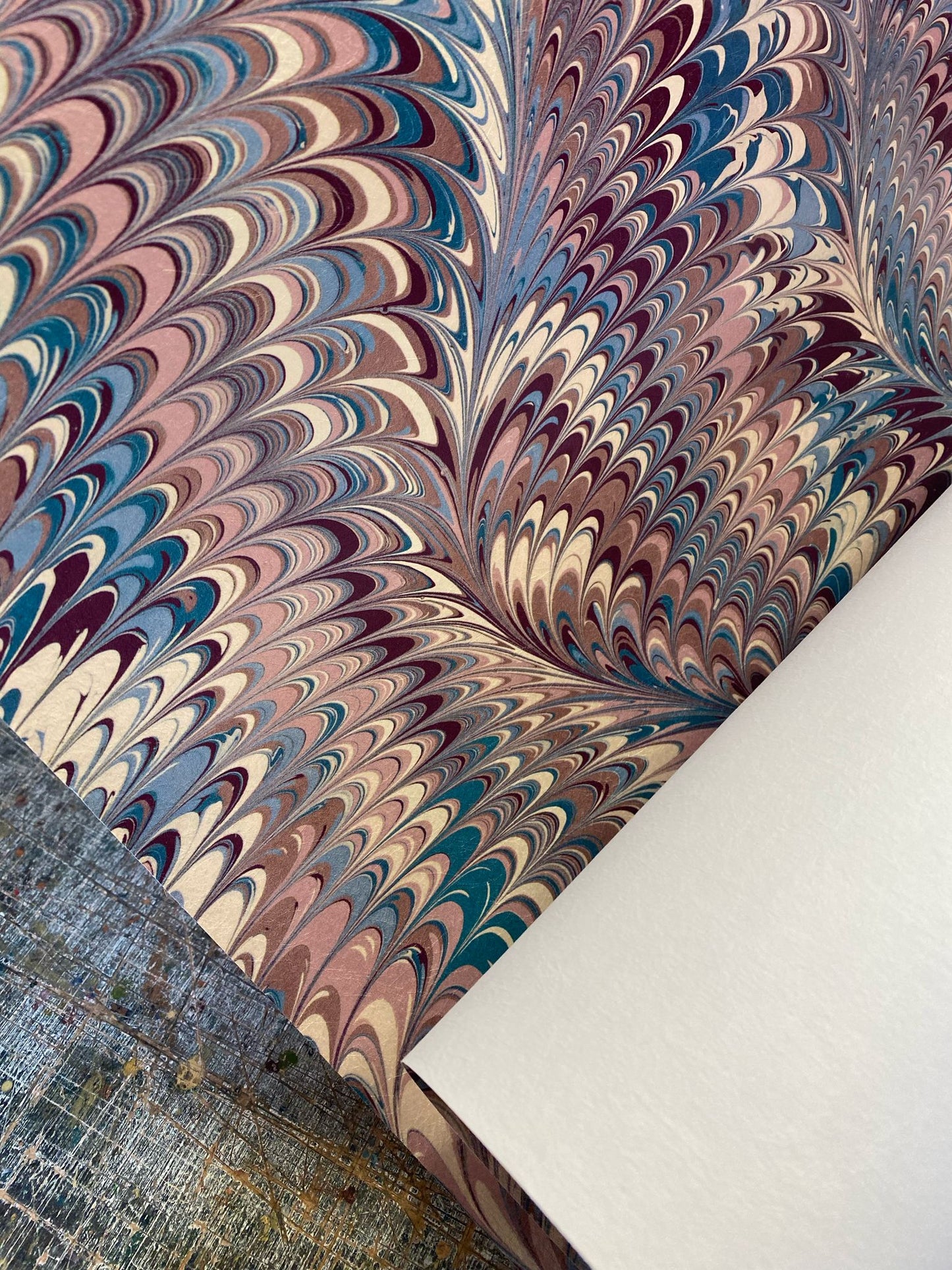 Marbled Wallpaper - 'Pirouette' Col: Berry Imperial - Mica Coated Non-Woven