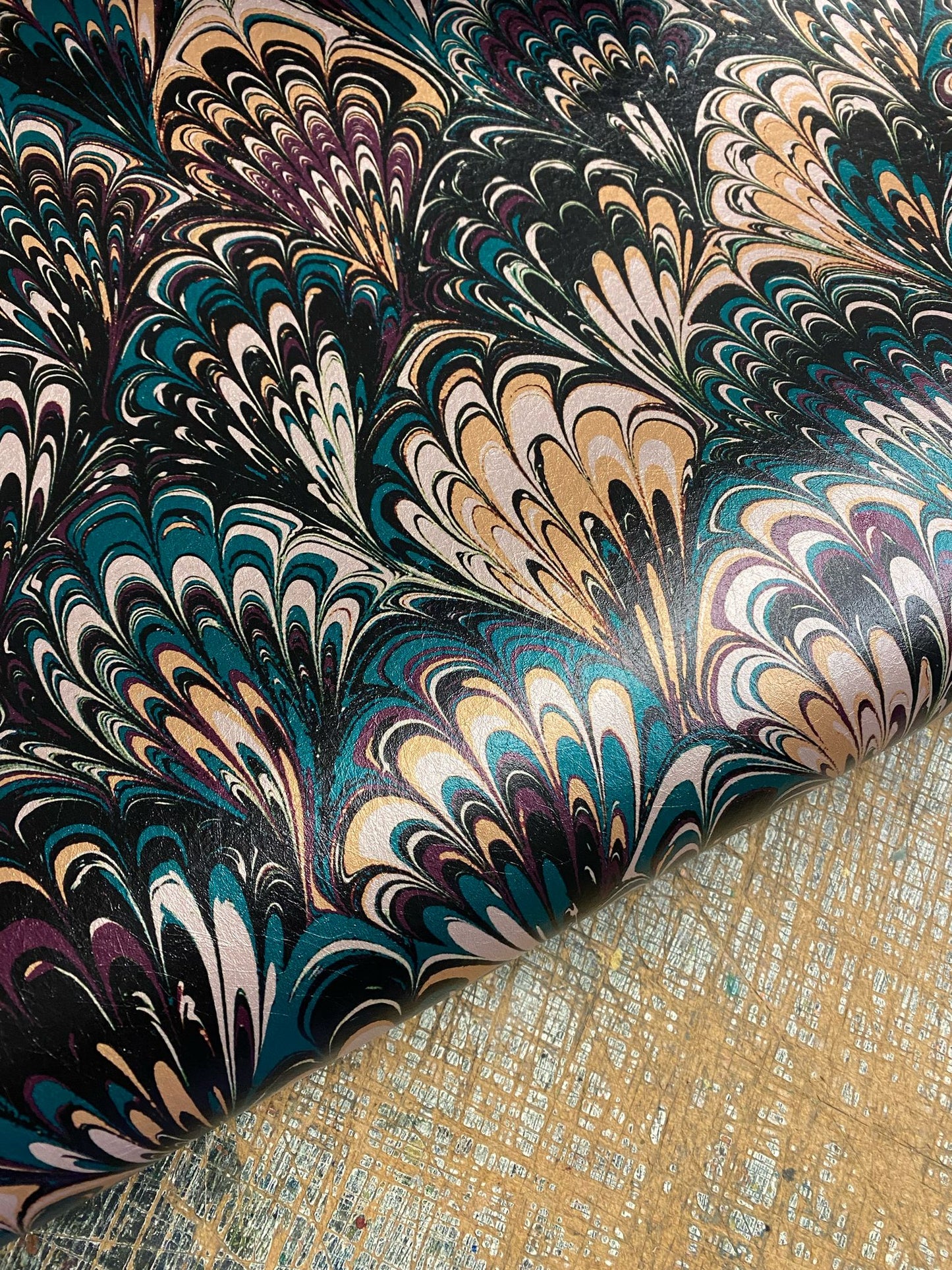 Marbled Wallpaper - 'Serpentine' Col: Winter Noir - Mica Coated Non-Woven