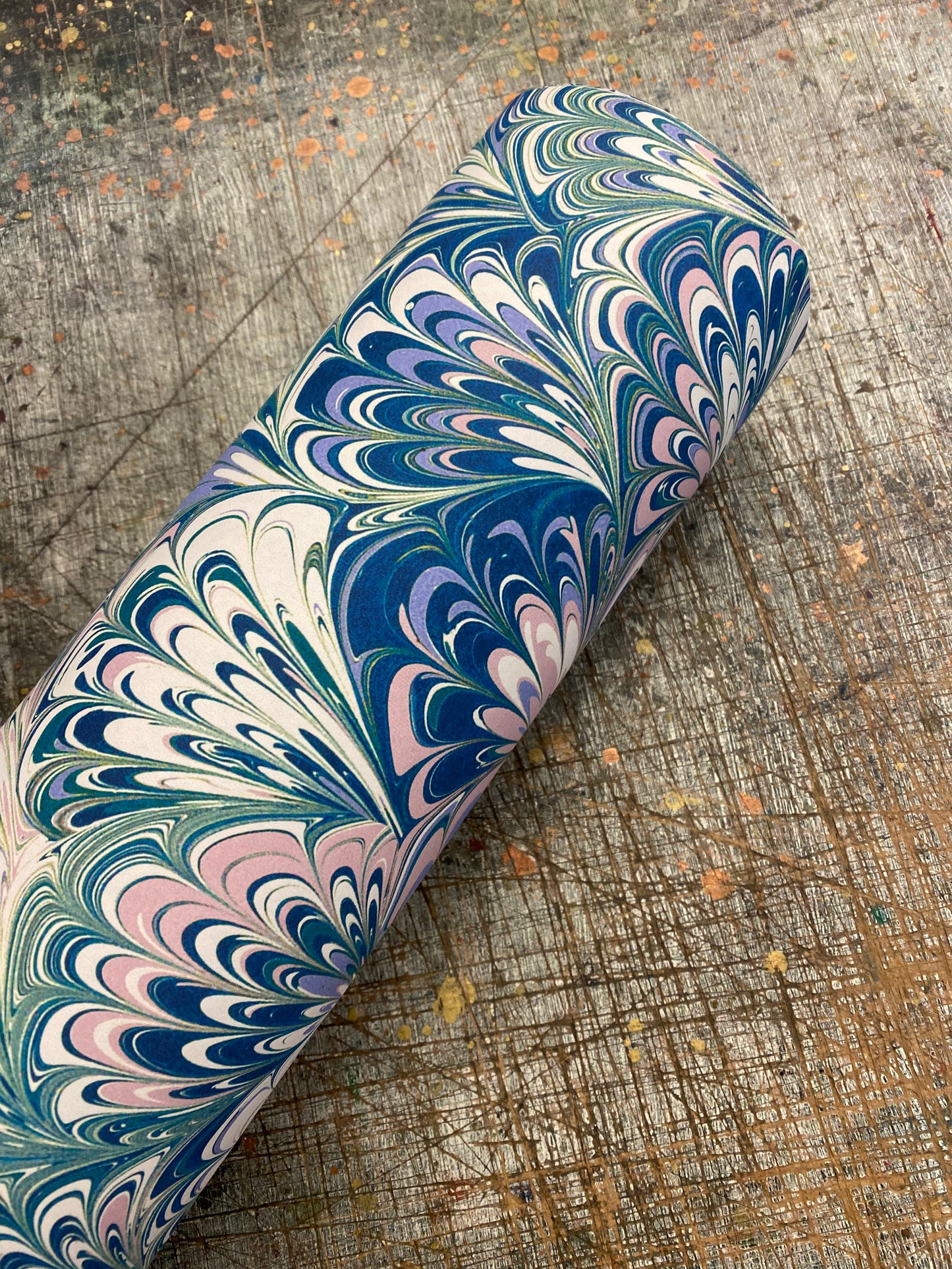 Marbled Wallpaper - 'Serpentine' Col: Spring - Eco Non-Woven