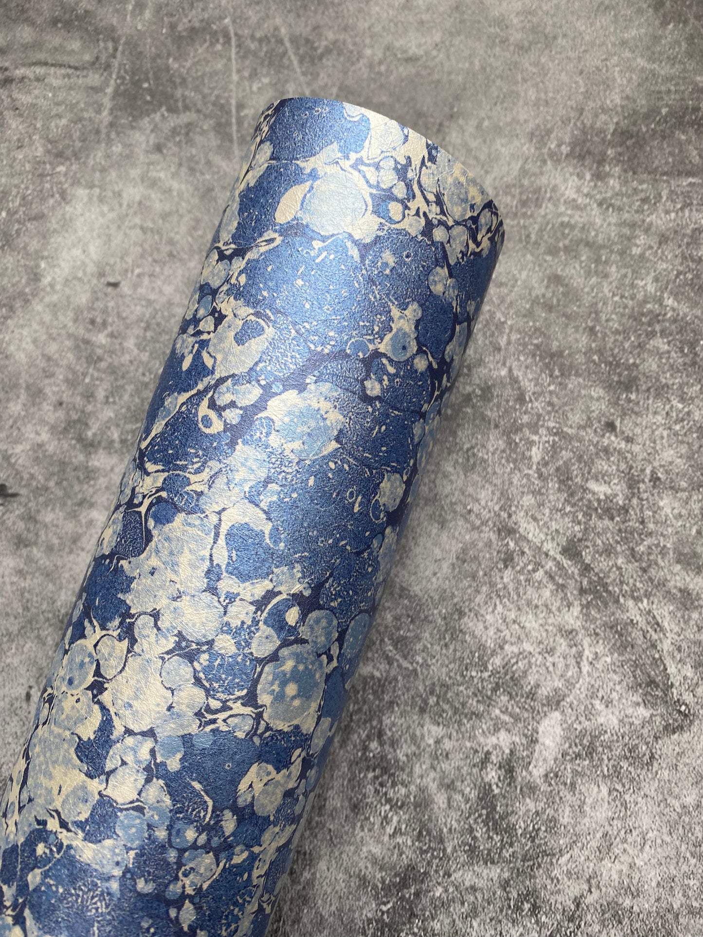 In Stock: Printed Wallpaper - 'Ditzy' Col: Blue Daze - Mica Coated Non-Woven