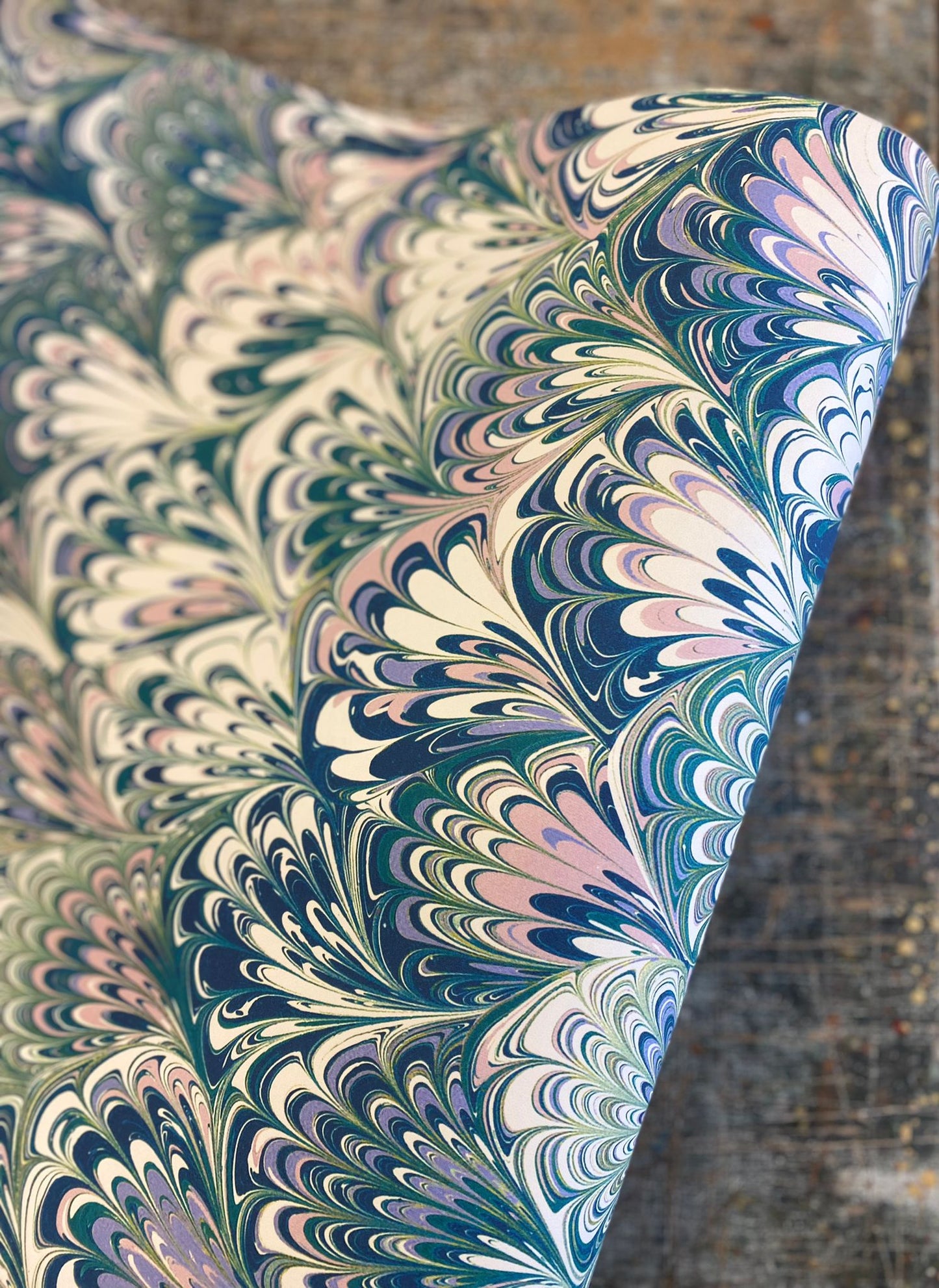 Marbled Wallpaper - 'Serpentine' Col: Spring - Eco Non-Woven