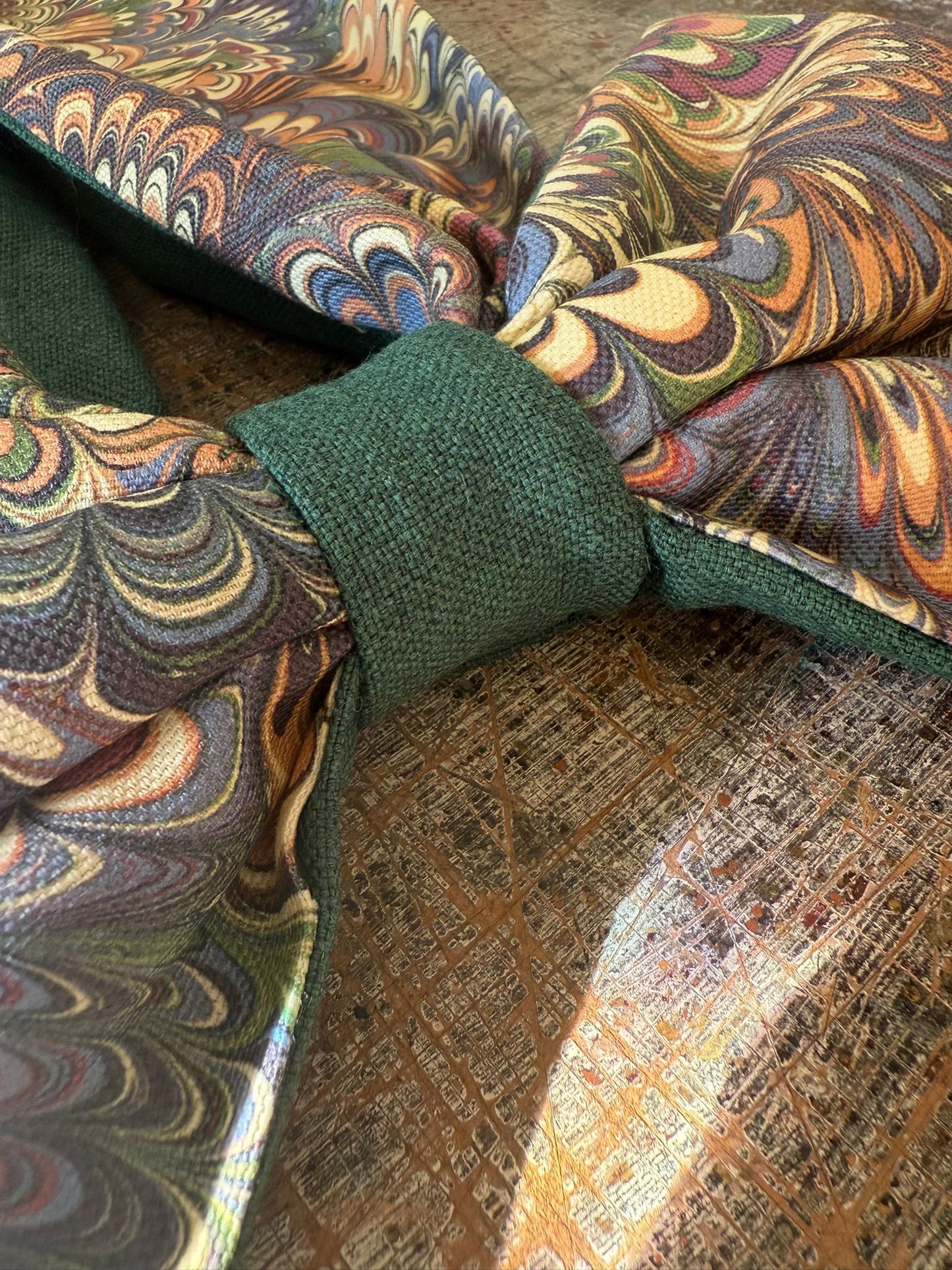 Linen Statement Marbled Bow - Serpentine 'Summer'