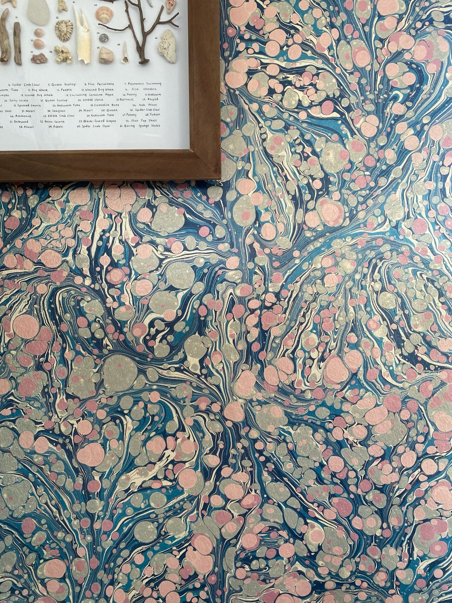 Marbled Wallpaper - 'Flora' Col: Rosa - Mica Coated Non-Woven