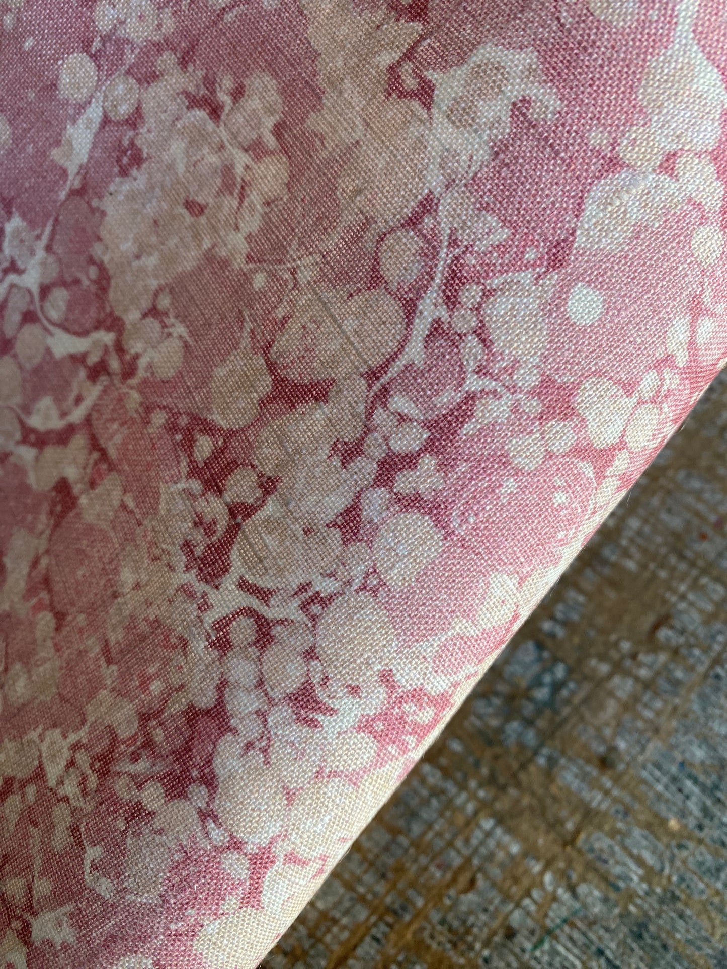 Printed Fabric - 'Ditzy' Col: Eglantine - 100% Fine Linen
