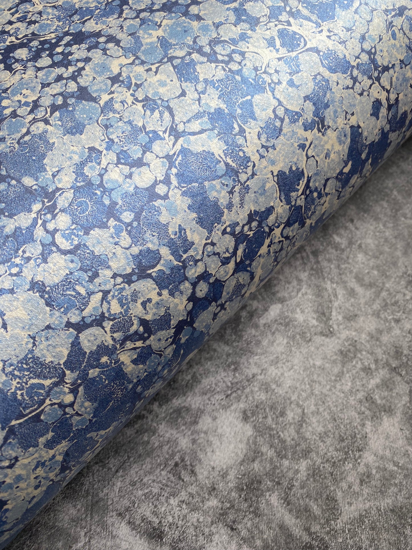 In Stock: Printed Wallpaper - 'Ditzy' Col: Blue Daze - Mica Coated Non-Woven