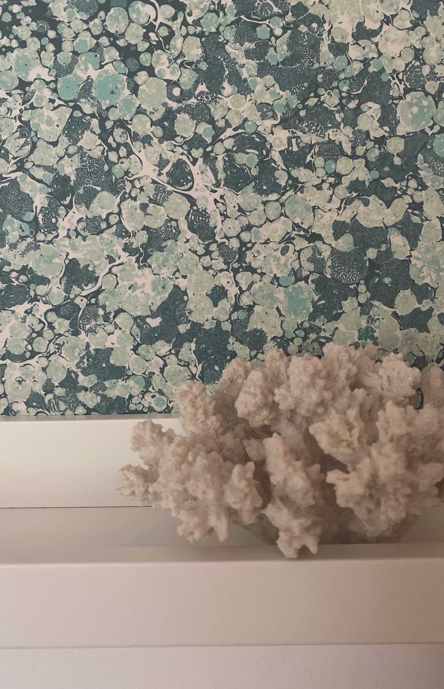 Marbled Wallpaper - 'Ditzy' Col: Aloma - Eco Non-Woven