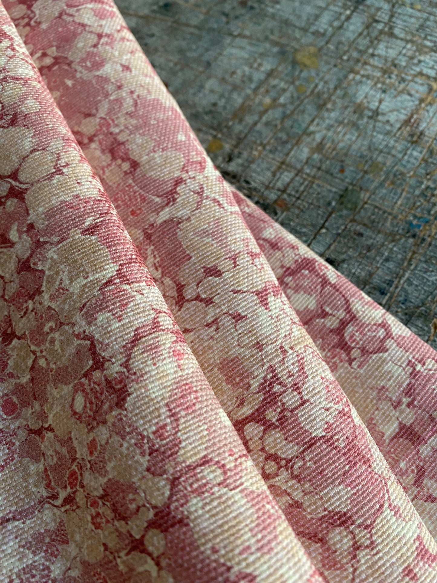 Printed Fabric - 'Ditzy' Col: Eglantine - Linen / Cotton Union